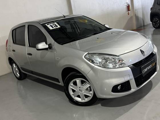 RENAULT SANDERO 1.6 EXPRESSION 8V FLEX 4P MANUAL RENAULT SANDERO 1.6 EXPRESSION 8V FLEX 4P MANUAL